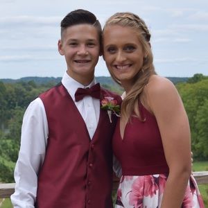 Meet your Posher, Allison